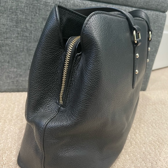 Kate Spade Tote (Large) - Picture 6 of 11